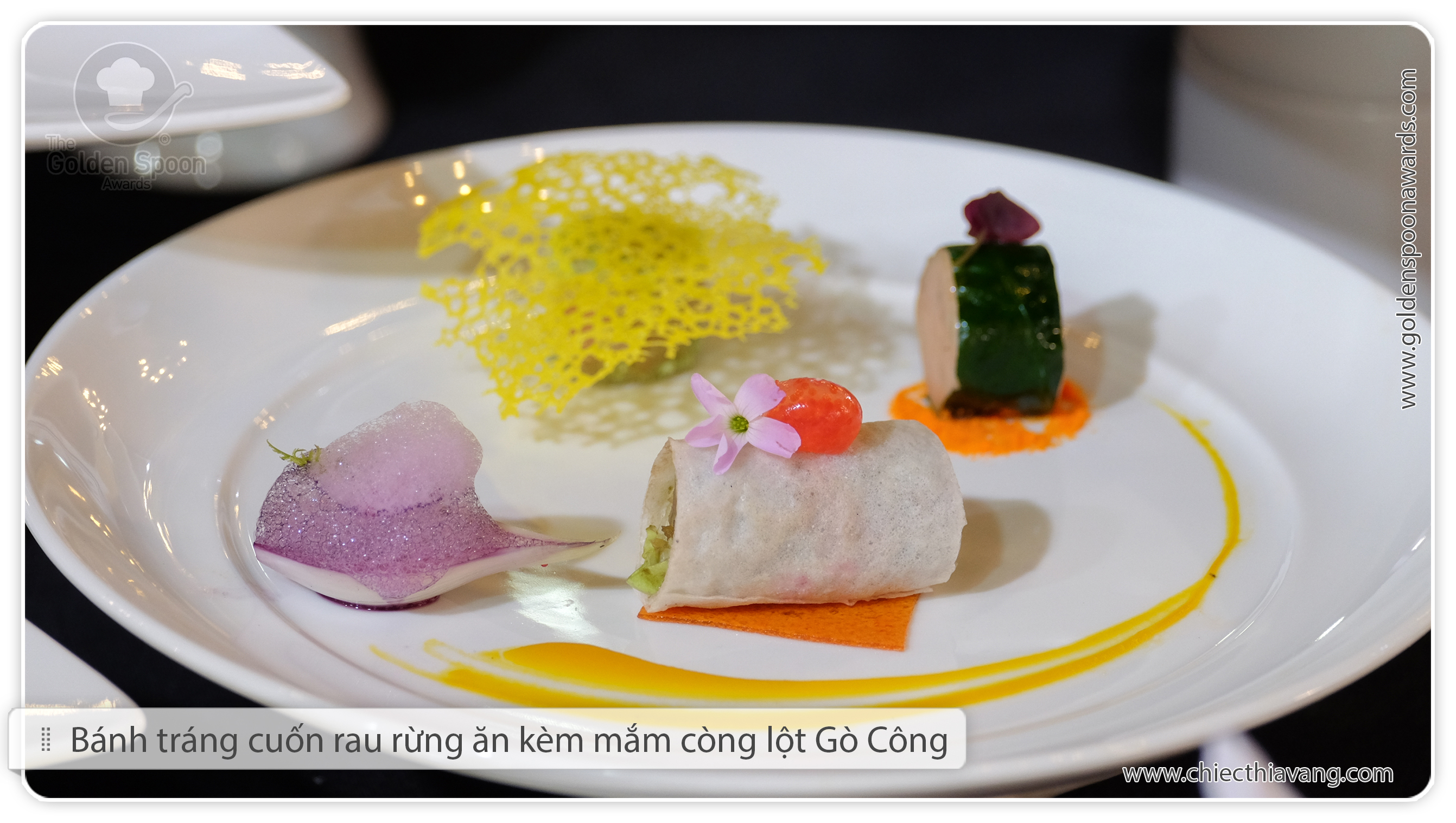 The presentation skills of Binh Quoi I Tourist Area’s chefs (semi-final round in the 2015 Golden Spoon contest)